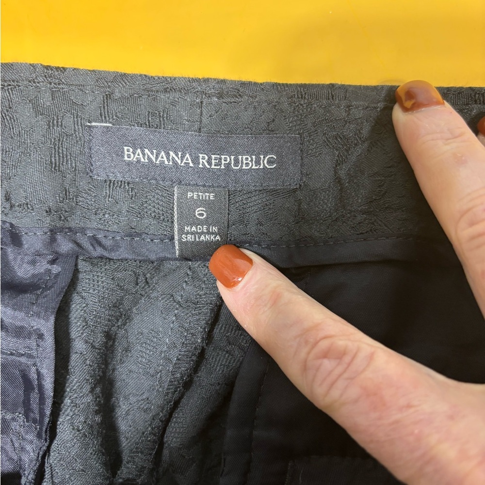 Banana Republic Avery Ankle Pants Womens 6 Petite Black Floral Jacquard #378 - Picture 11 of 11